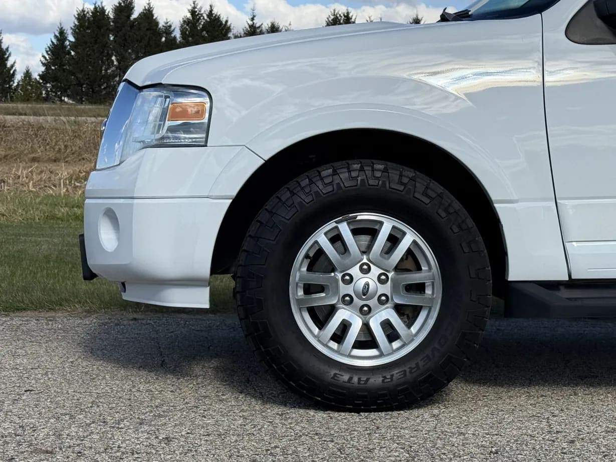 2012 Ford Expedition XLT, view