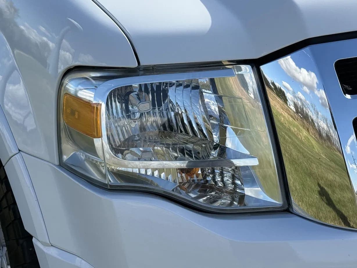 2012 Ford Expedition XLT, view
