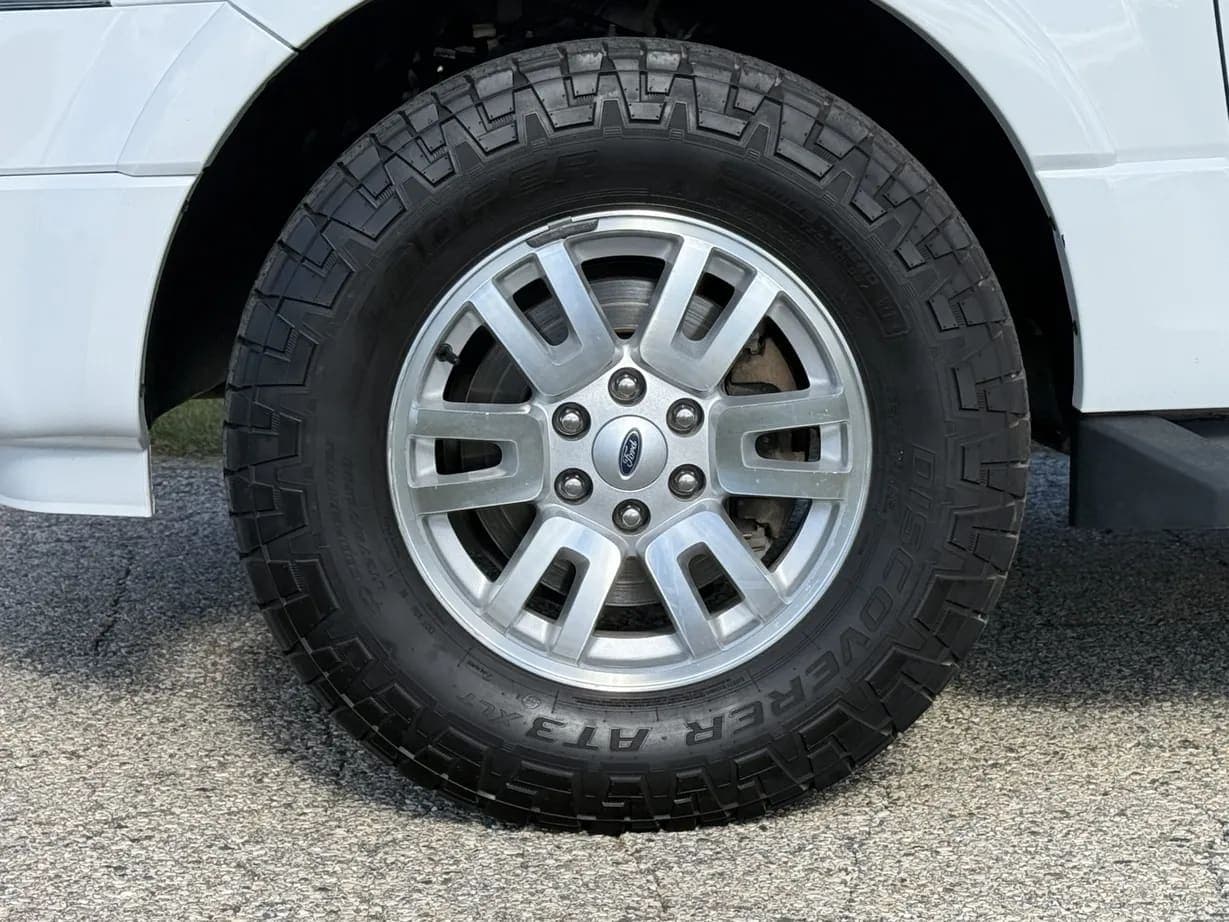 2012 Ford Expedition XLT, view