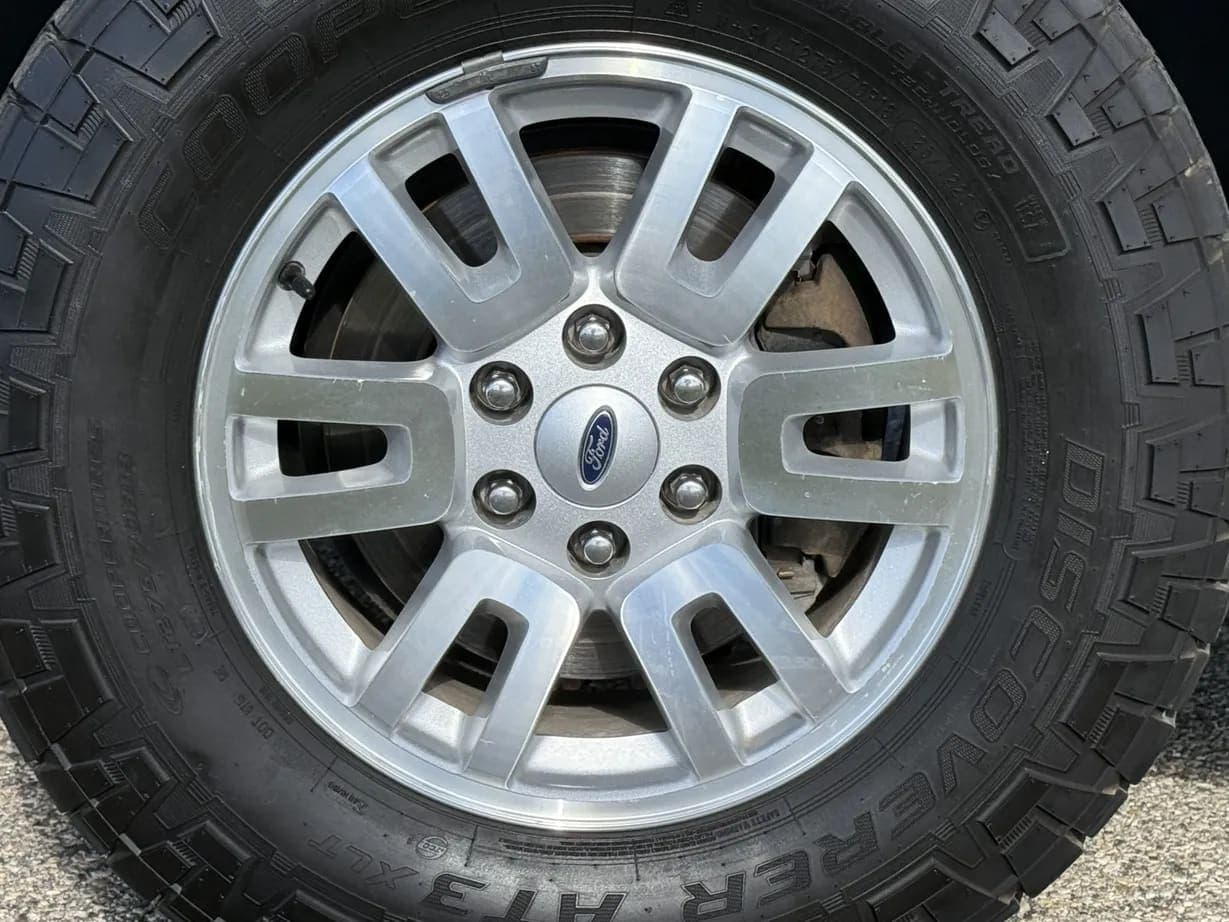 2012 Ford Expedition XLT, view