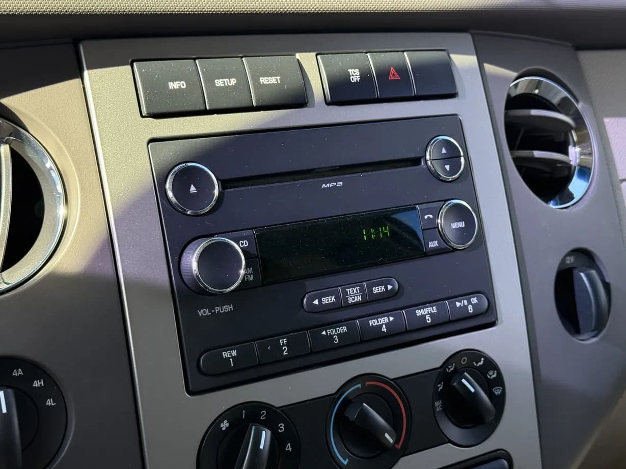 2012 Ford Expedition XLT, view