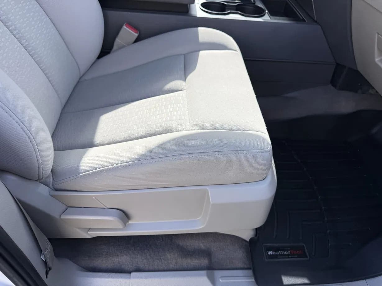 2012 Ford Expedition XLT, view