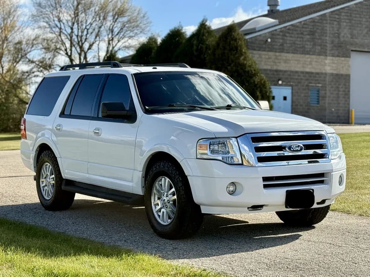 2012 Ford Expedition XLT, view