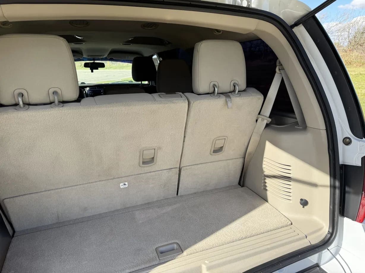 2012 Ford Expedition XLT, view