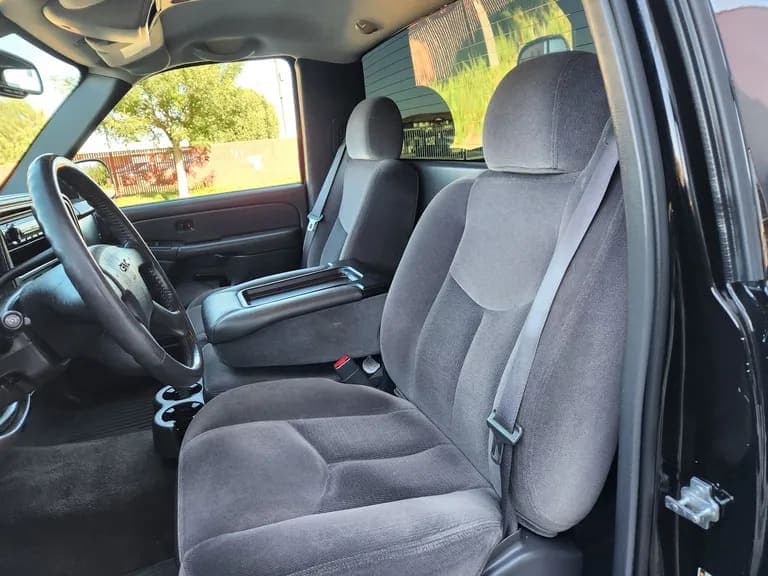2005 GMC Sierra 1500 Sportside, view
