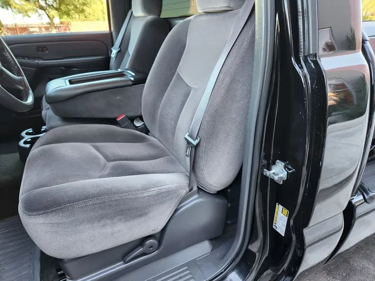 2005 GMC Sierra 1500 Sportside, view
