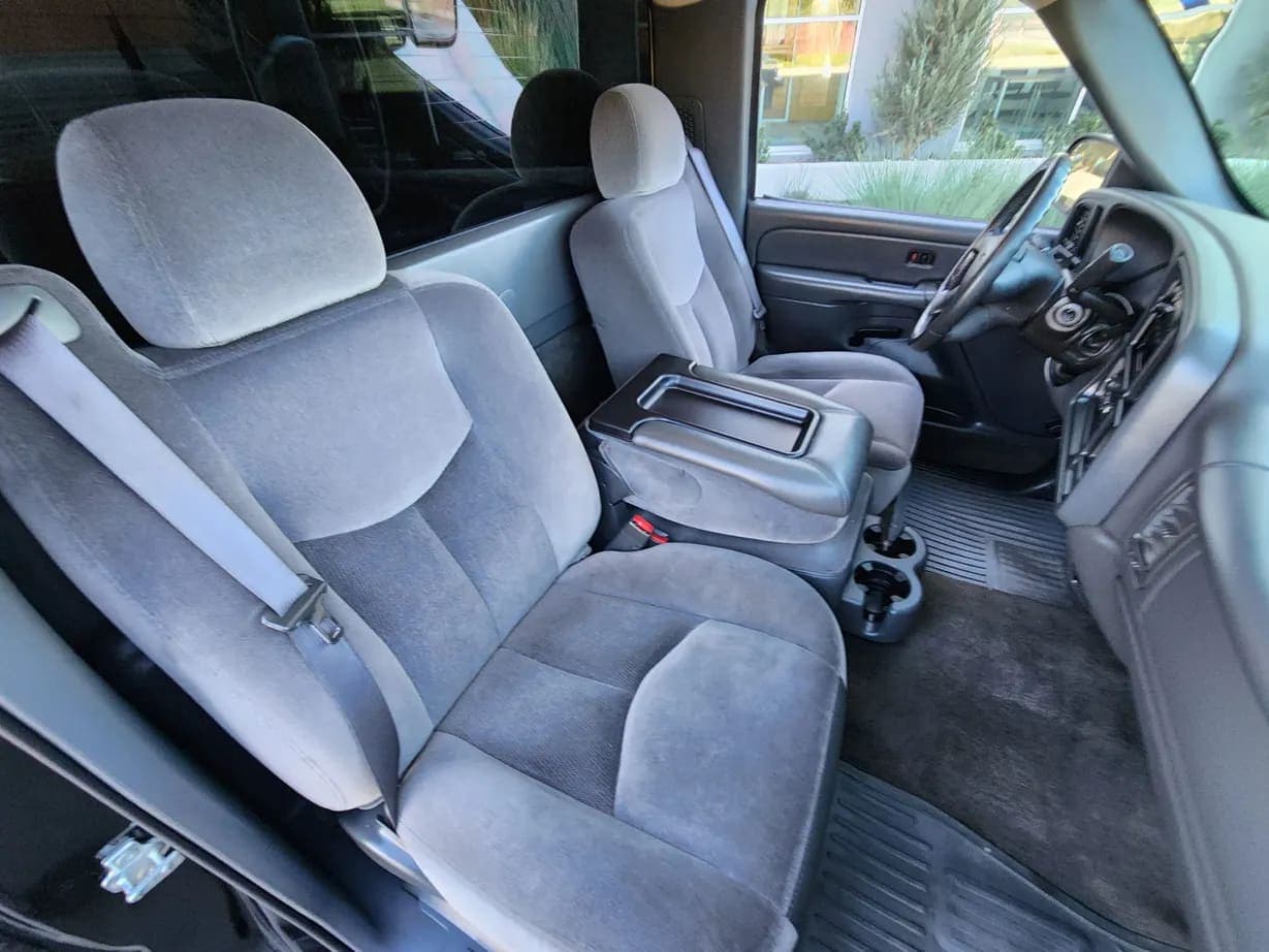 2005 GMC Sierra 1500 Sportside, view