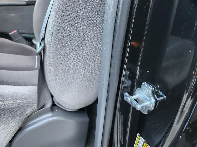 2005 GMC Sierra 1500 Sportside, view