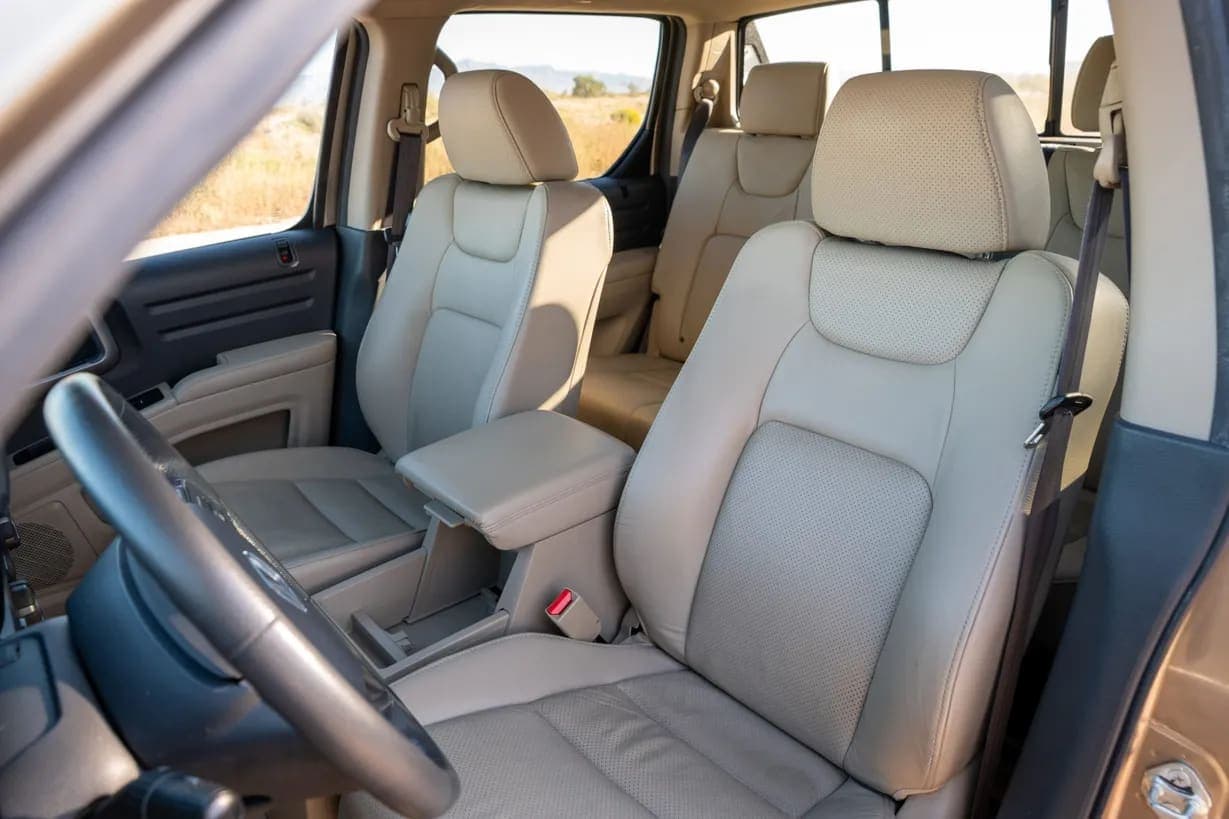 2010 Honda Ridgeline RTL, view