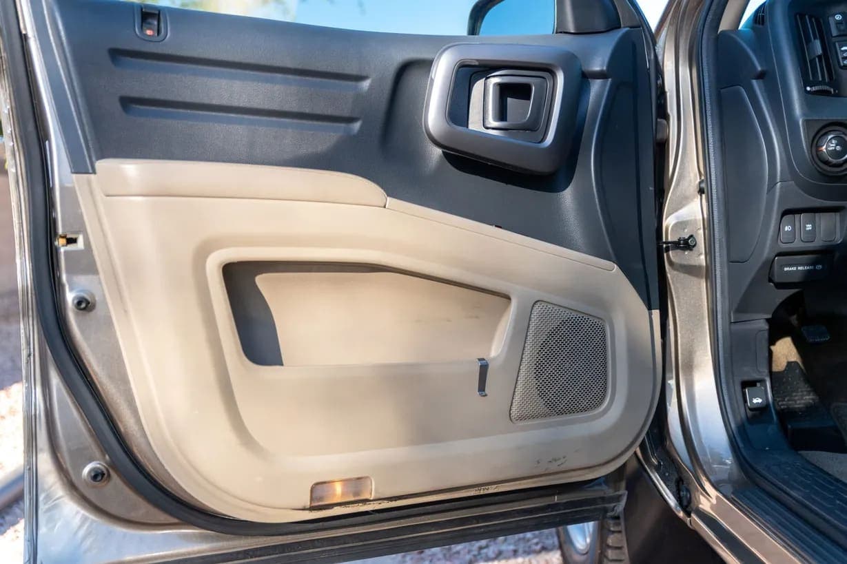 2010 Honda Ridgeline RTL, view
