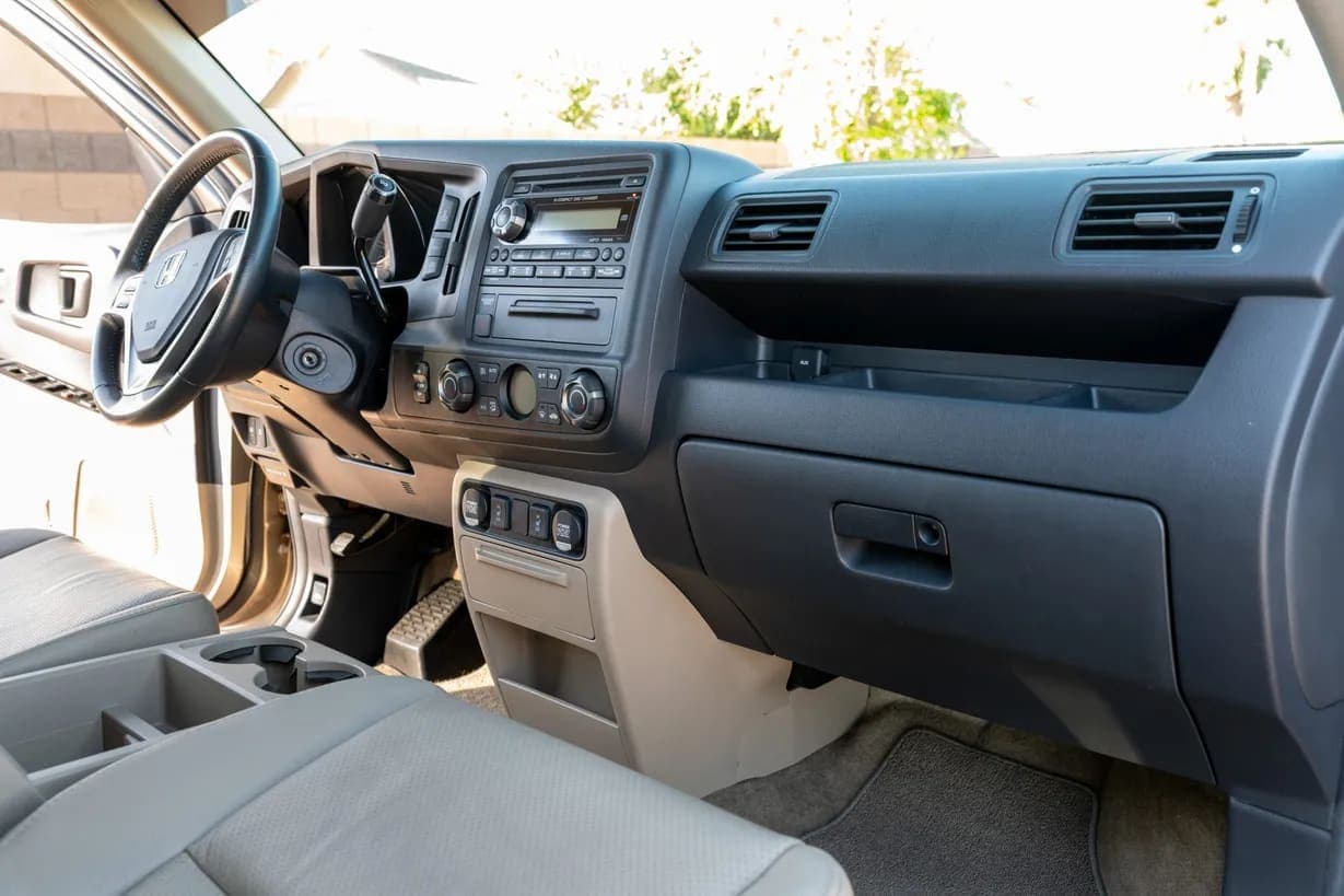 2010 Honda Ridgeline RTL, view