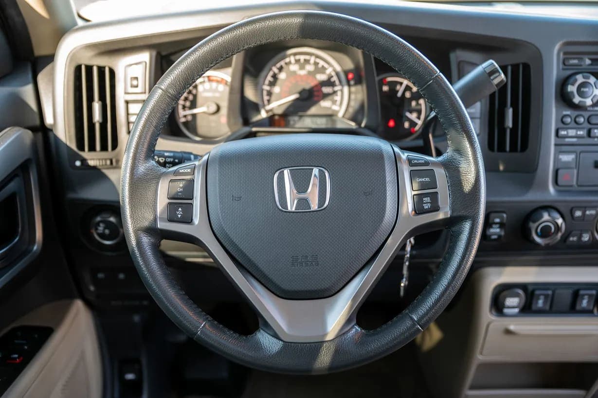 2010 Honda Ridgeline RTL, view