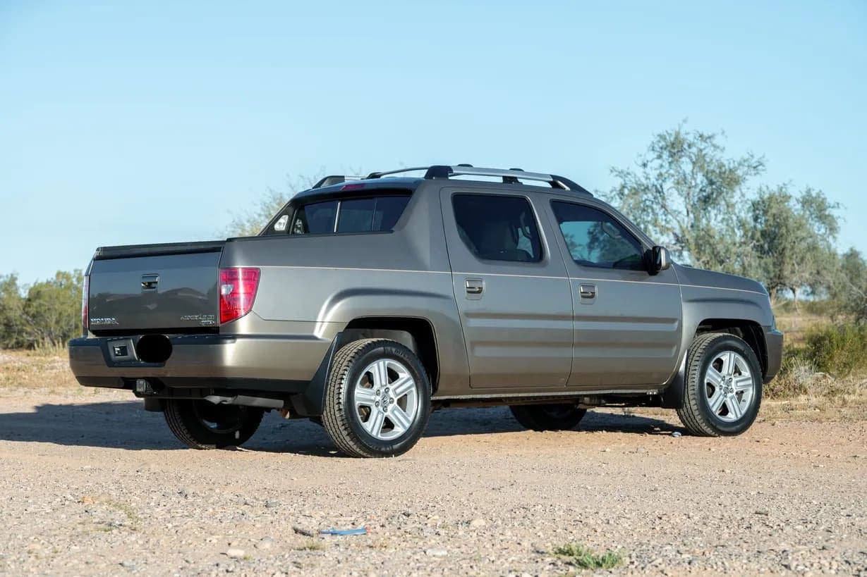 2010 Honda Ridgeline RTL, view