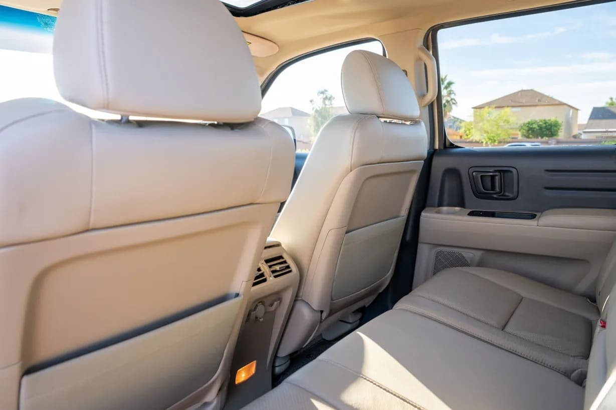 2010 Honda Ridgeline RTL, view