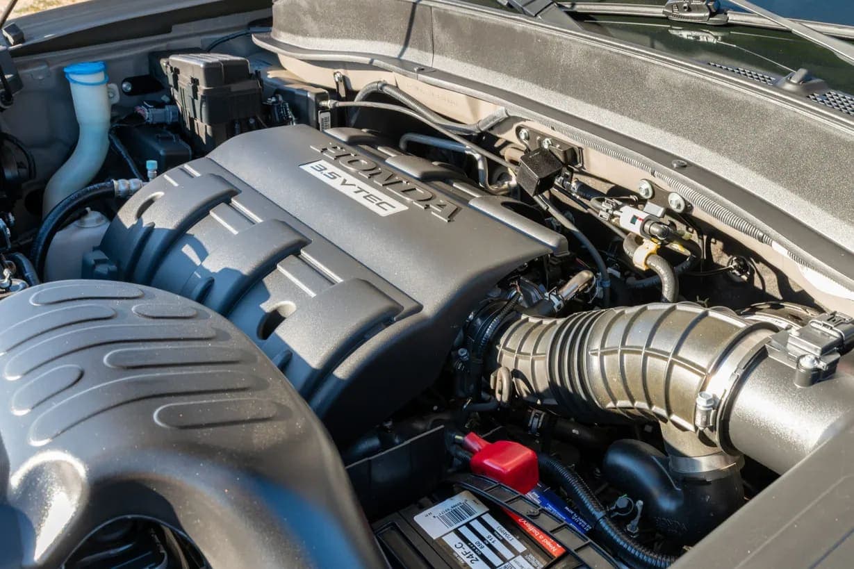 2010 Honda Ridgeline RTL, view