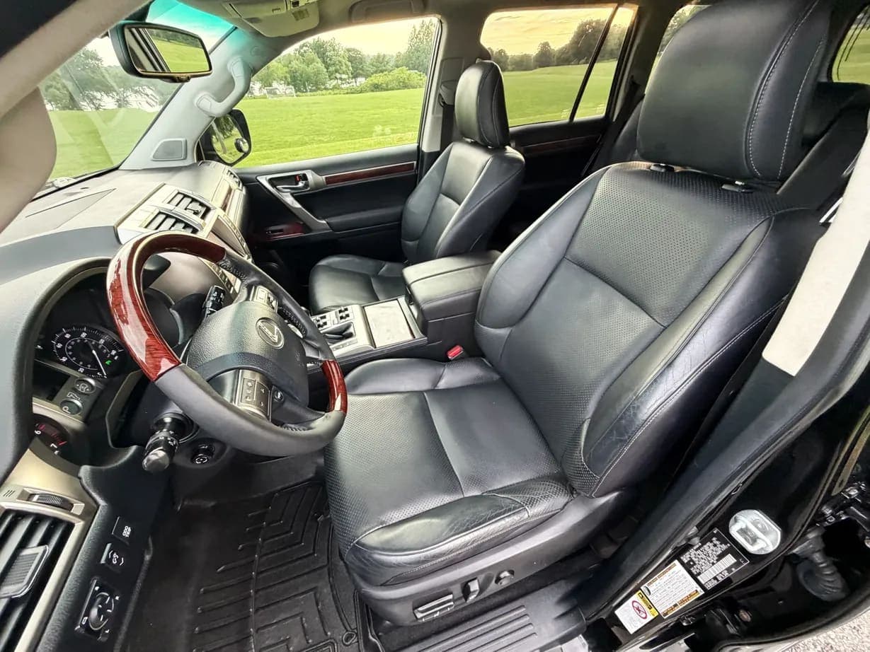 2011 Lexus GX460 Premium, view
