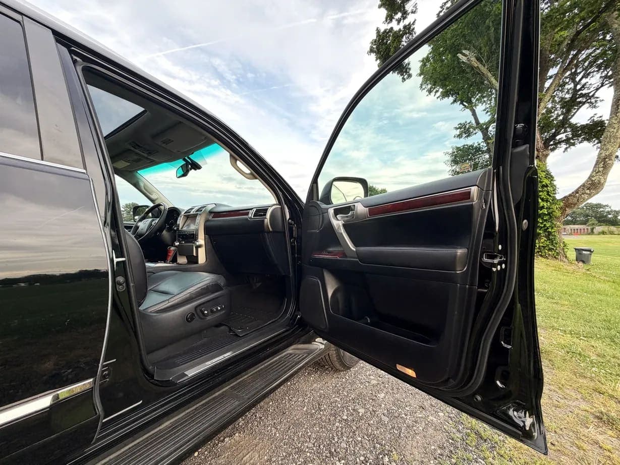 2011 Lexus GX460 Premium, view