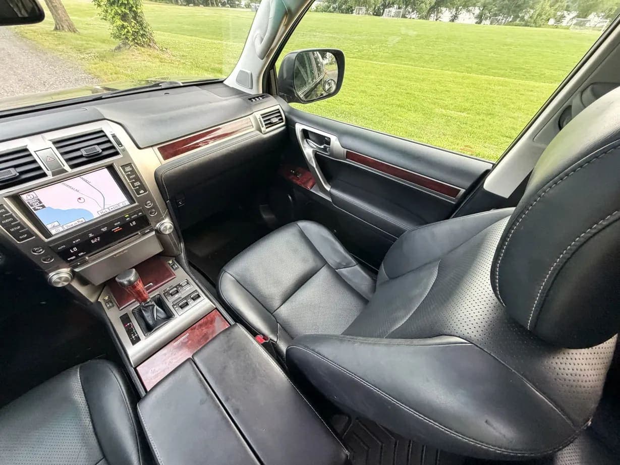 2011 Lexus GX460 Premium, view