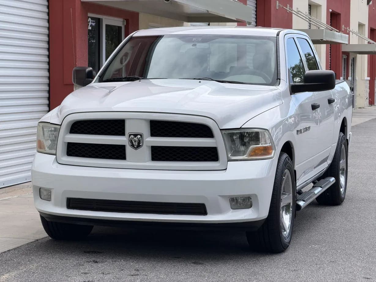 2012 Ram 1500 Express Crew Cab Hemi exterior