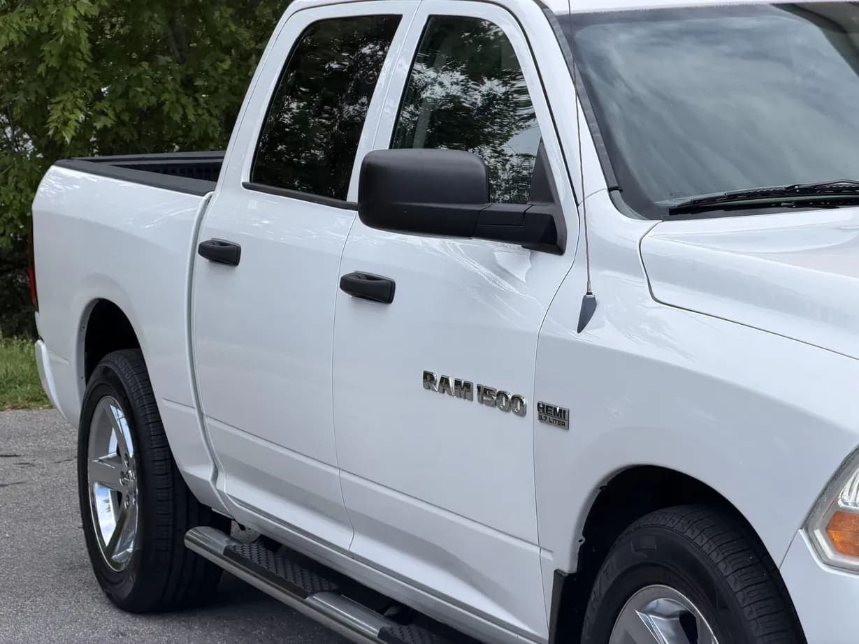 2012 Ram 1500 Express Crew Cab Hemi, view