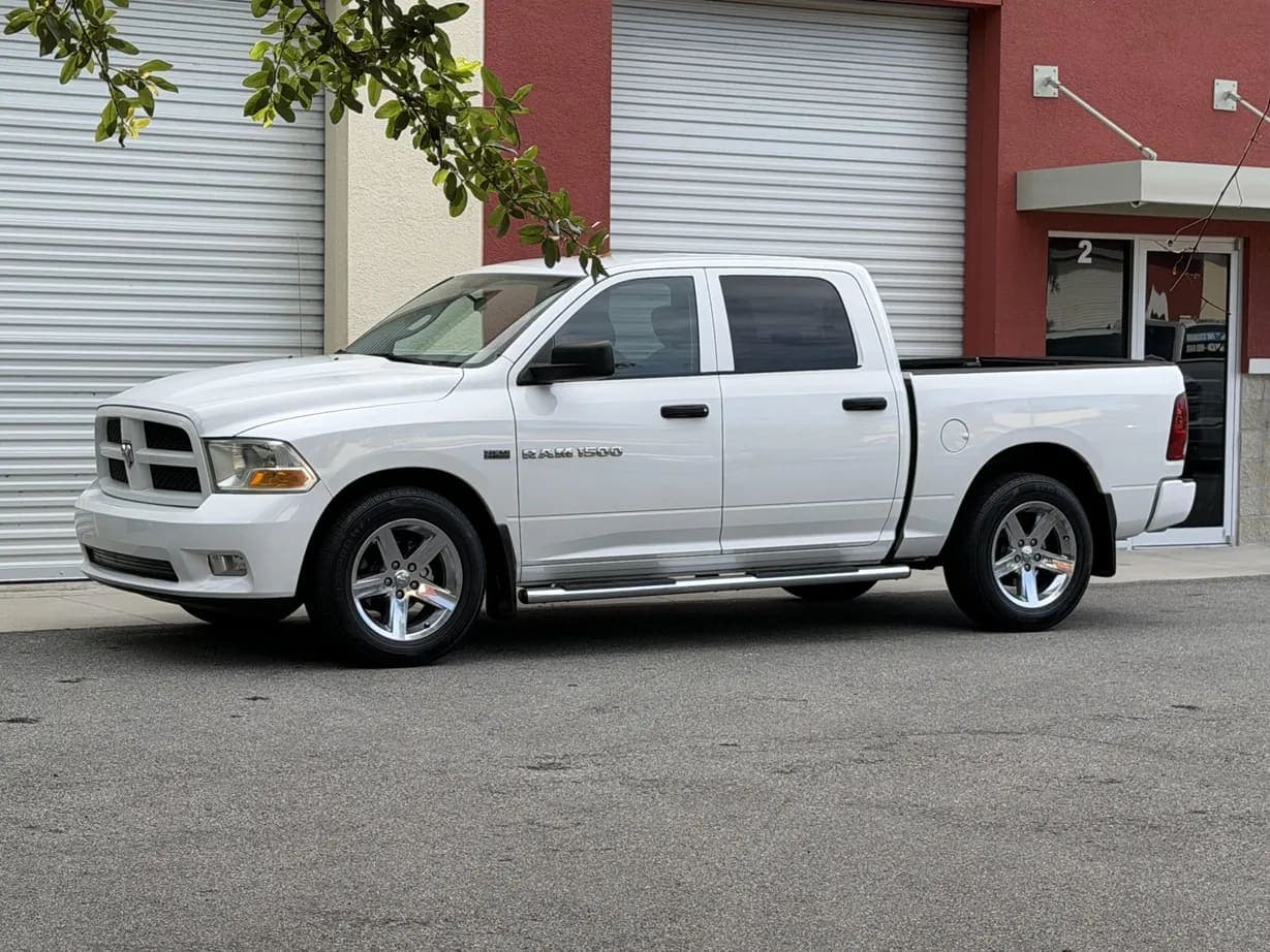 2012 Ram 1500 Express Crew Cab Hemi, view