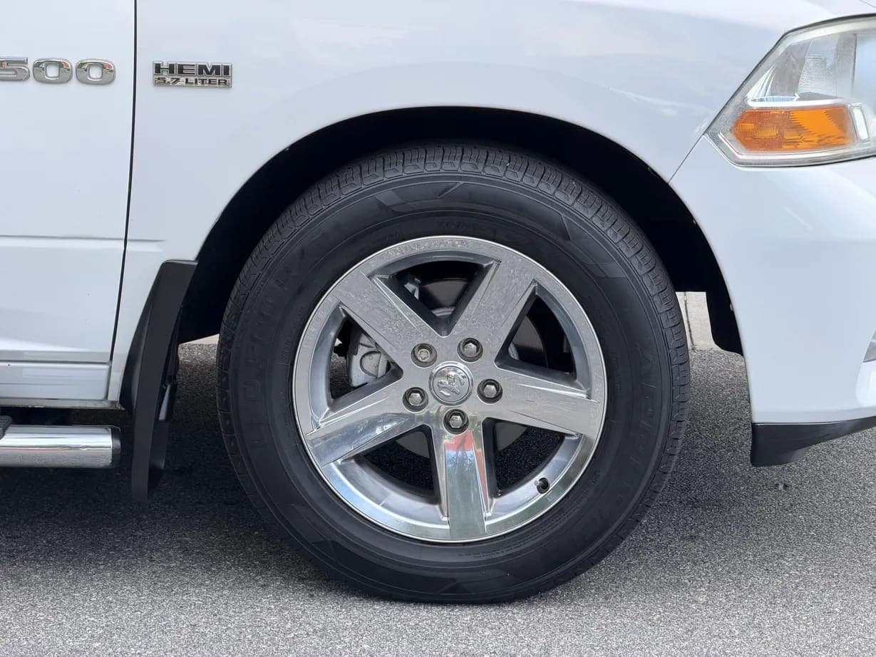 2012 Ram 1500 Express Crew Cab Hemi, view