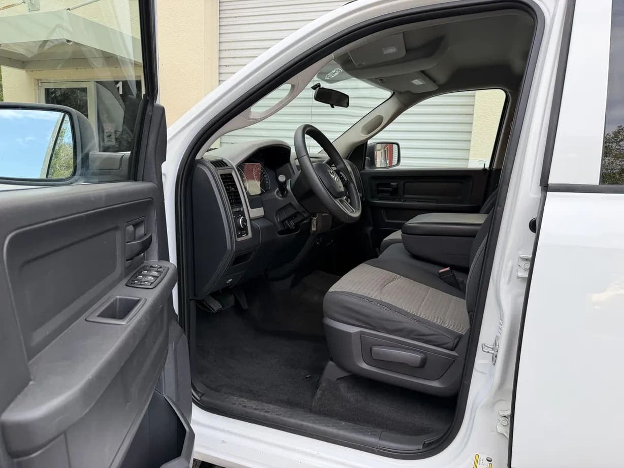 2012 Ram 1500 Express Crew Cab Hemi, view