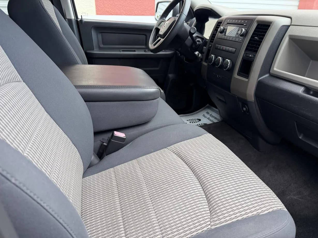 2012 Ram 1500 Express Crew Cab Hemi, view