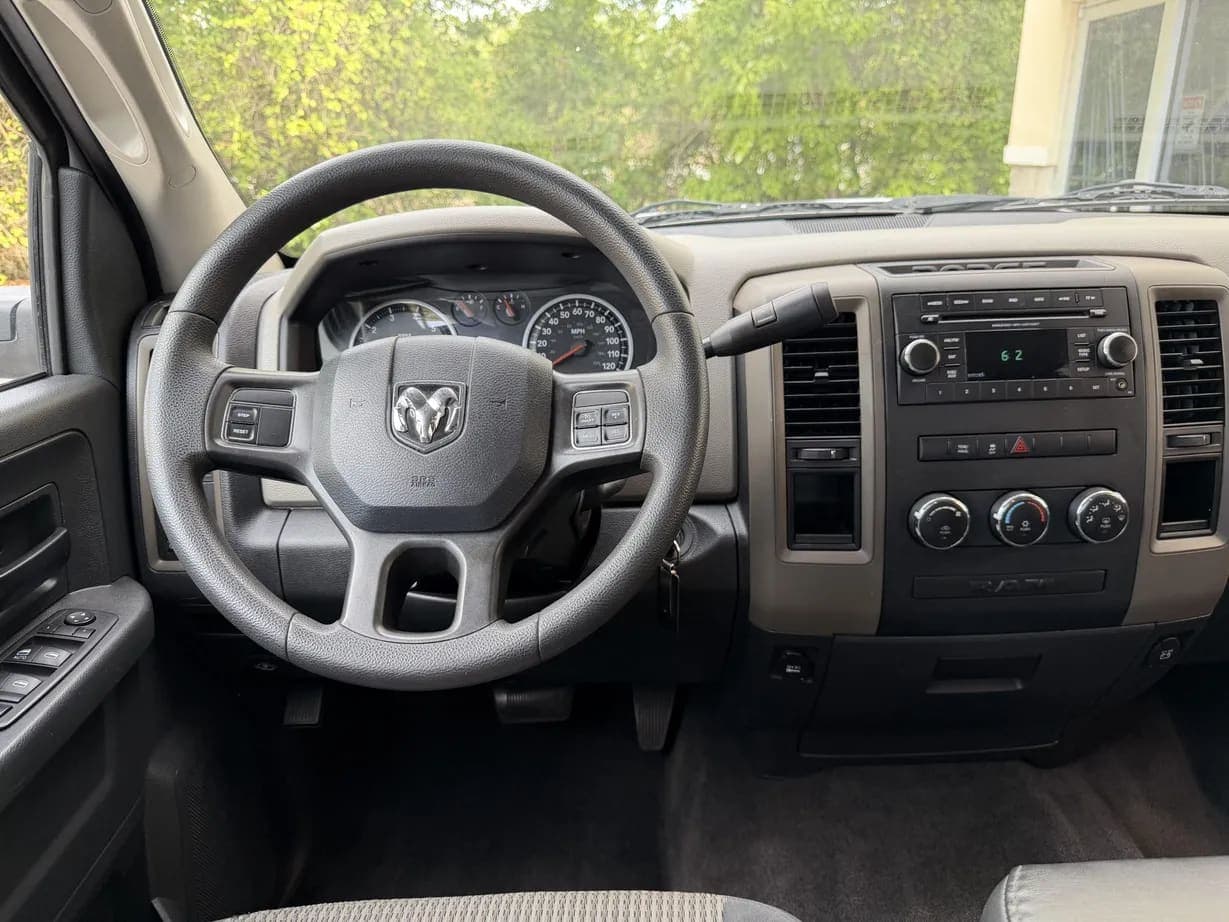 2012 Ram 1500 Express Crew Cab Hemi, view