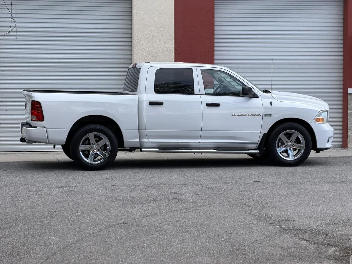 2012 Ram 1500 Express Crew Cab Hemi, view