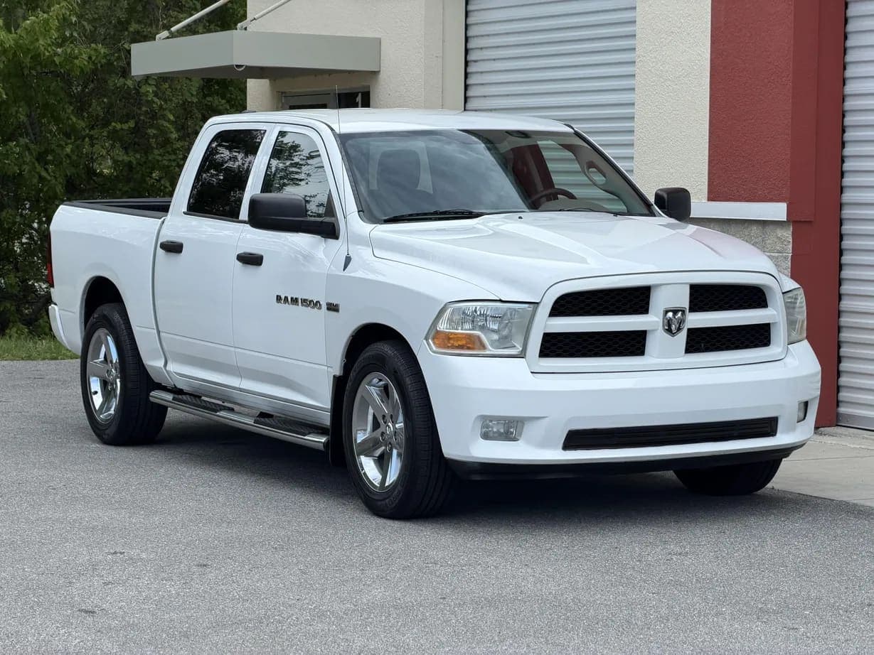 2012 Ram 1500 Express Crew Cab Hemi, view