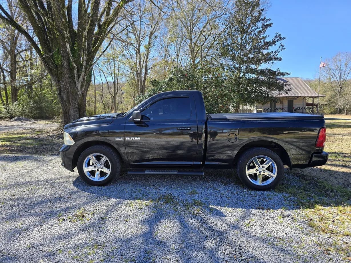 2010 Ram 1500 R/T Hemi, view