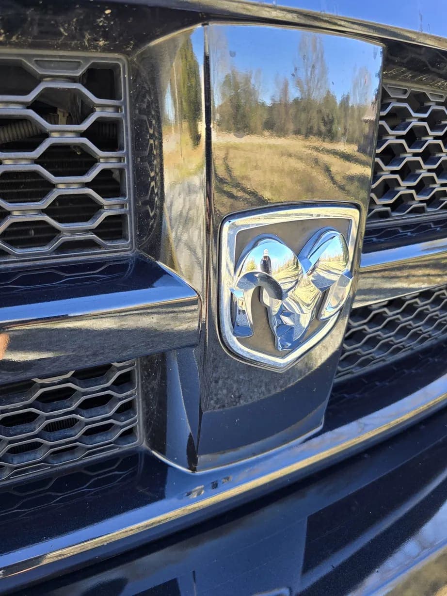 2010 Ram 1500 R/T Hemi, view