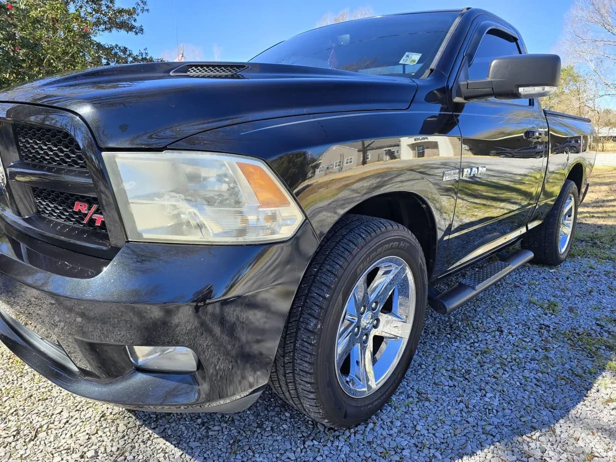 2010 Ram 1500 R/T Hemi, view