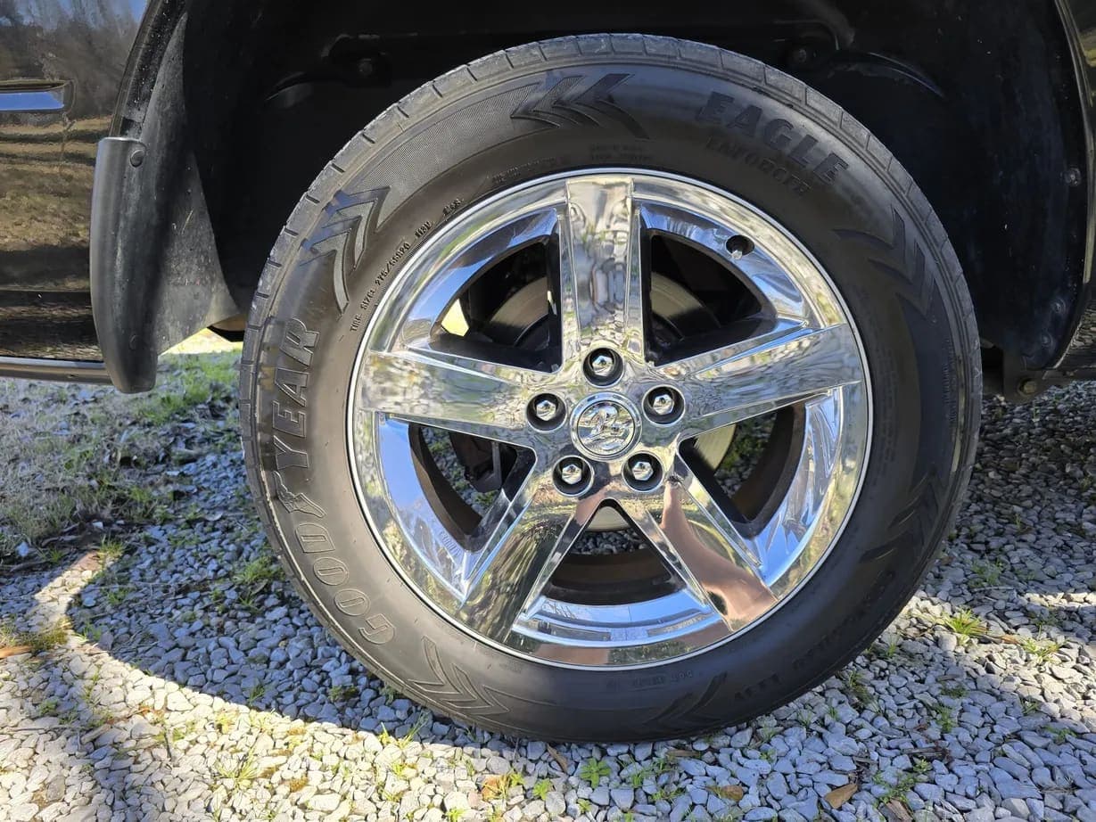 2010 Ram 1500 R/T Hemi, view