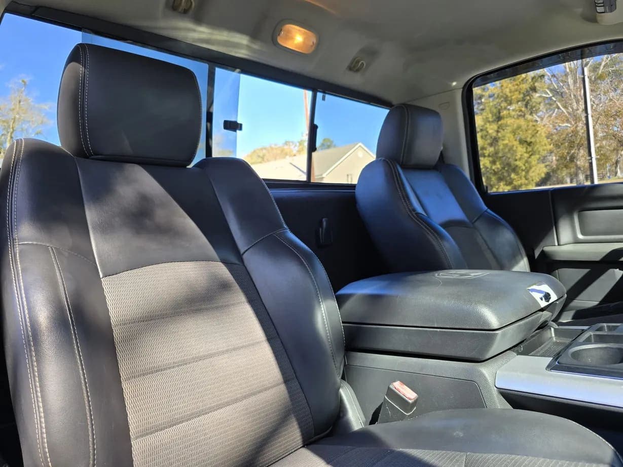 2010 Ram 1500 R/T Hemi, view