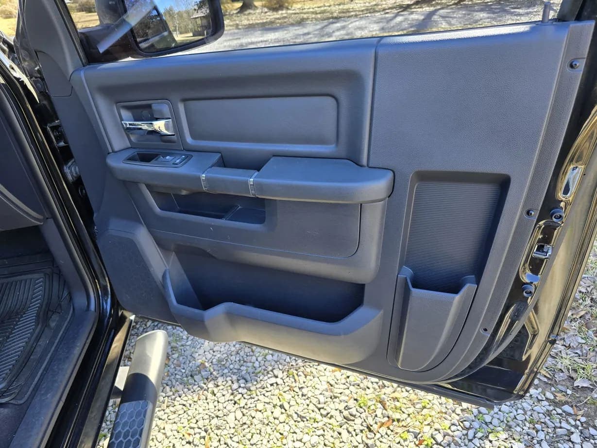 2010 Ram 1500 R/T Hemi, view