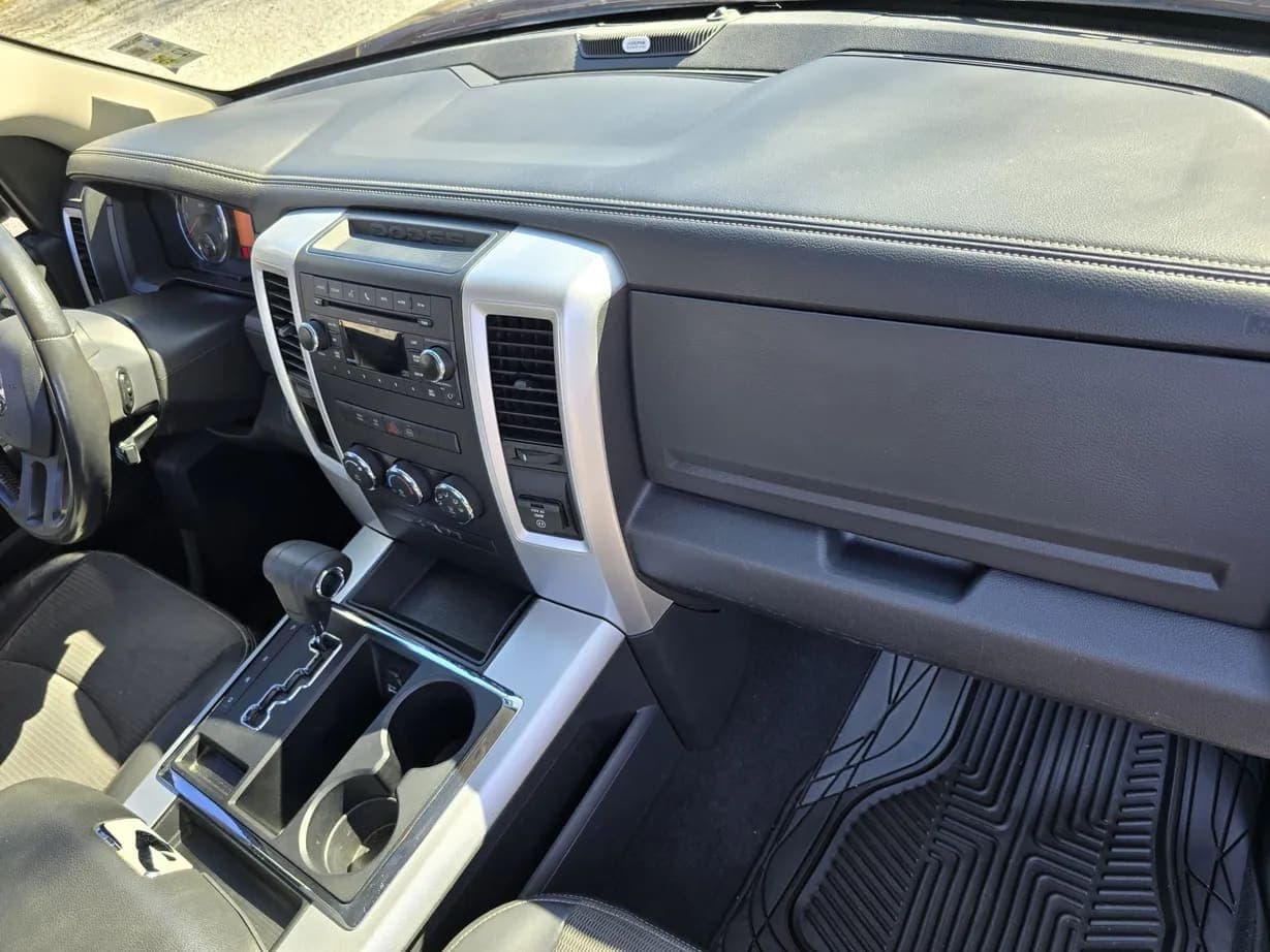 2010 Ram 1500 R/T Hemi, view