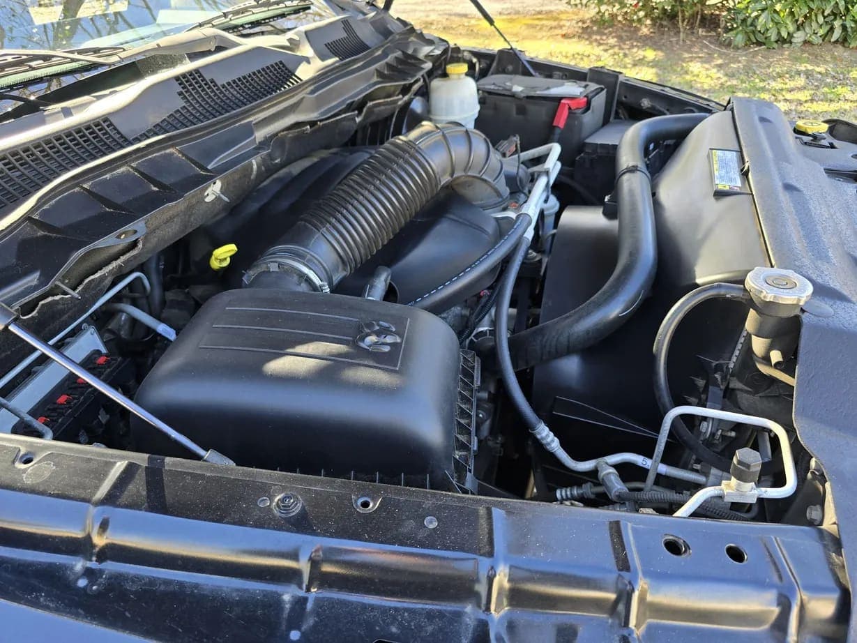 2010 Ram 1500 R/T Hemi, view