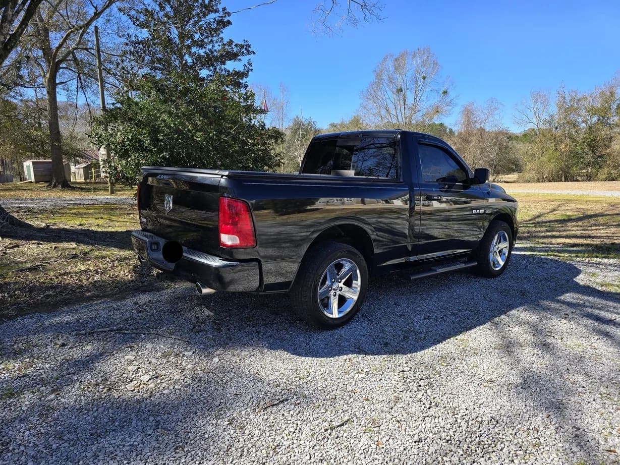 2010 Ram 1500 R/T Hemi, view