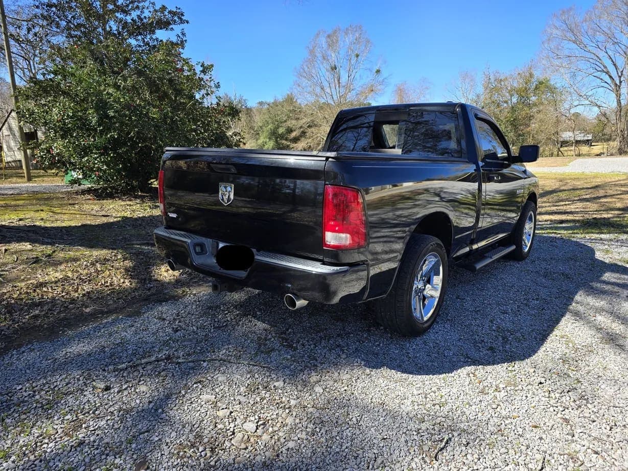 2010 Ram 1500 R/T Hemi, view