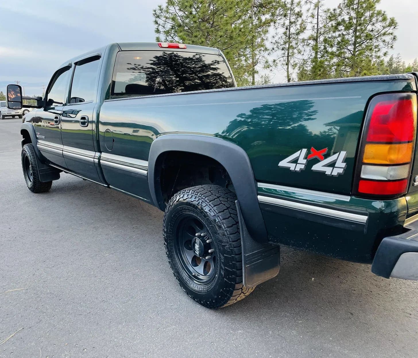 2005 GMC Sierra 2500 HD, view