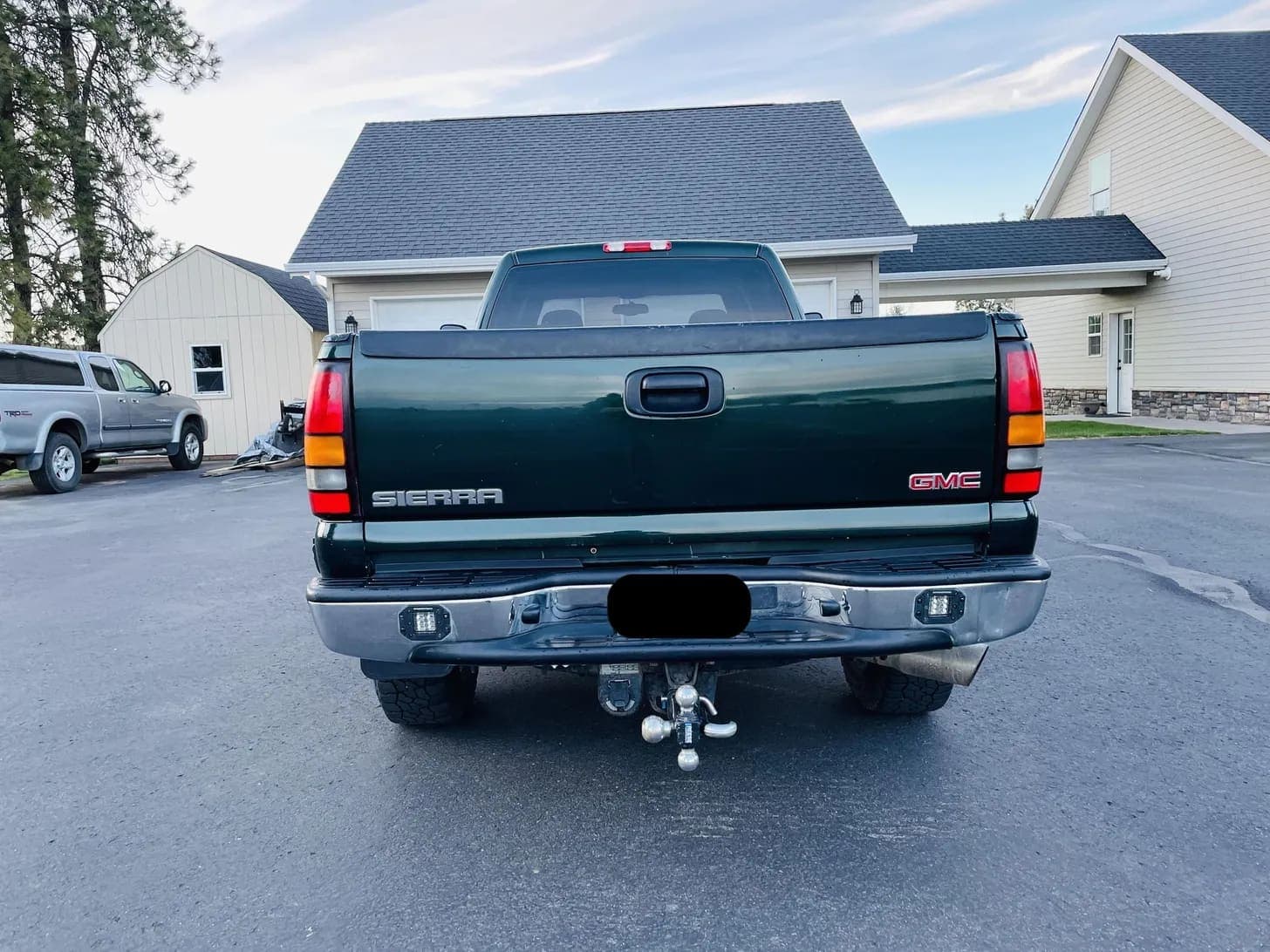 2005 GMC Sierra 2500 HD, view