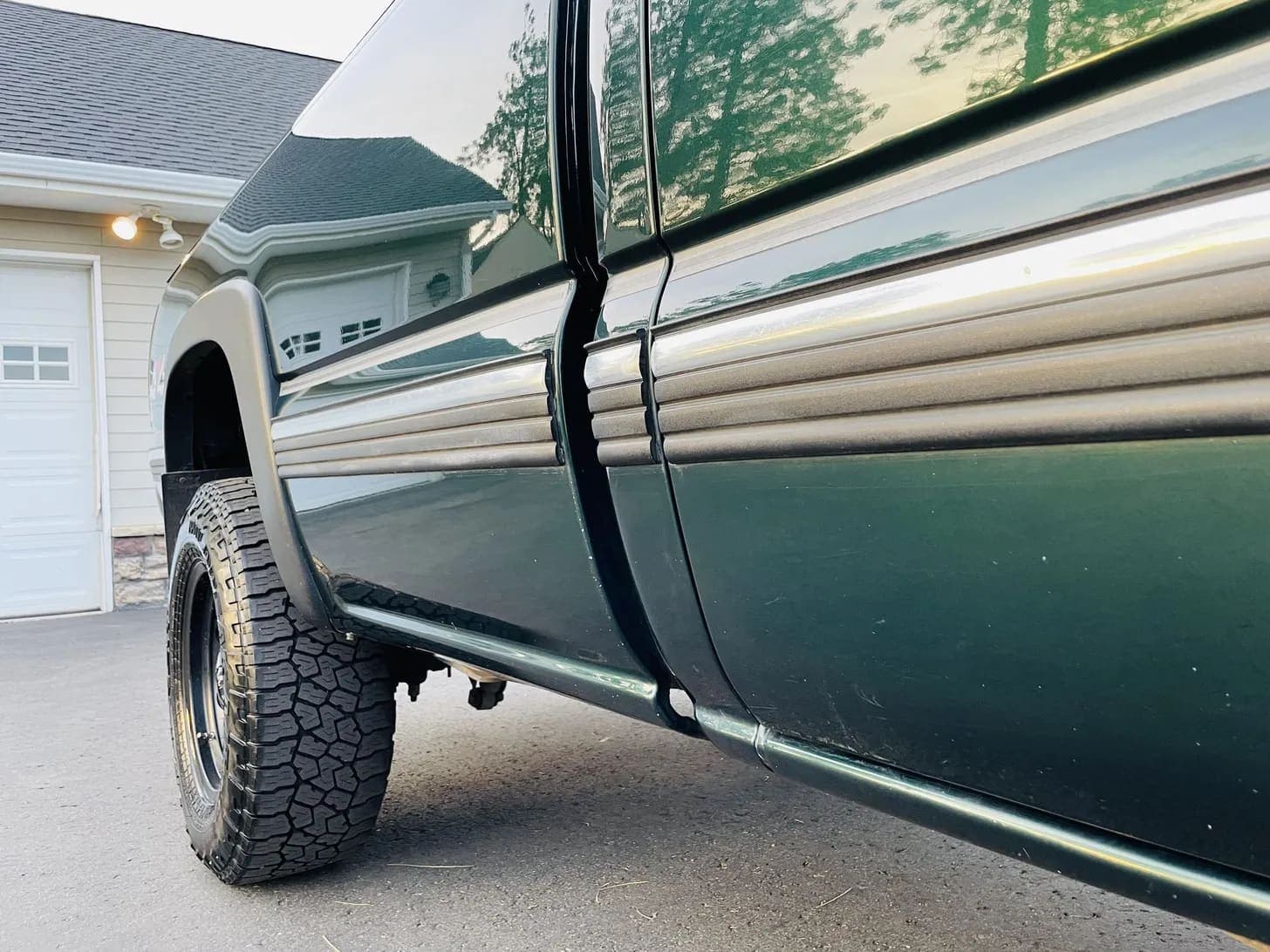 2005 GMC Sierra 2500 HD, view
