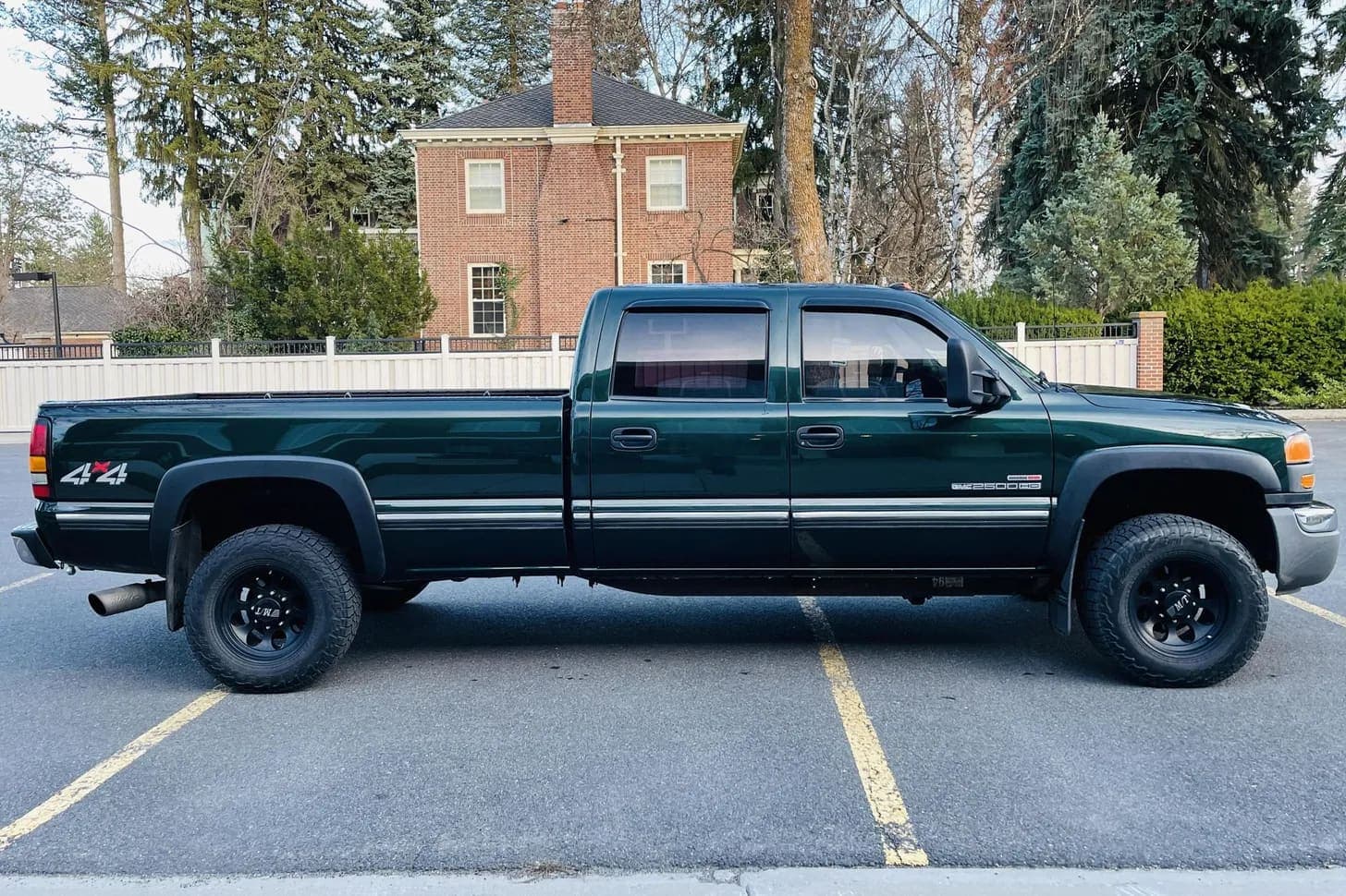 2005 GMC Sierra 2500 HD, view
