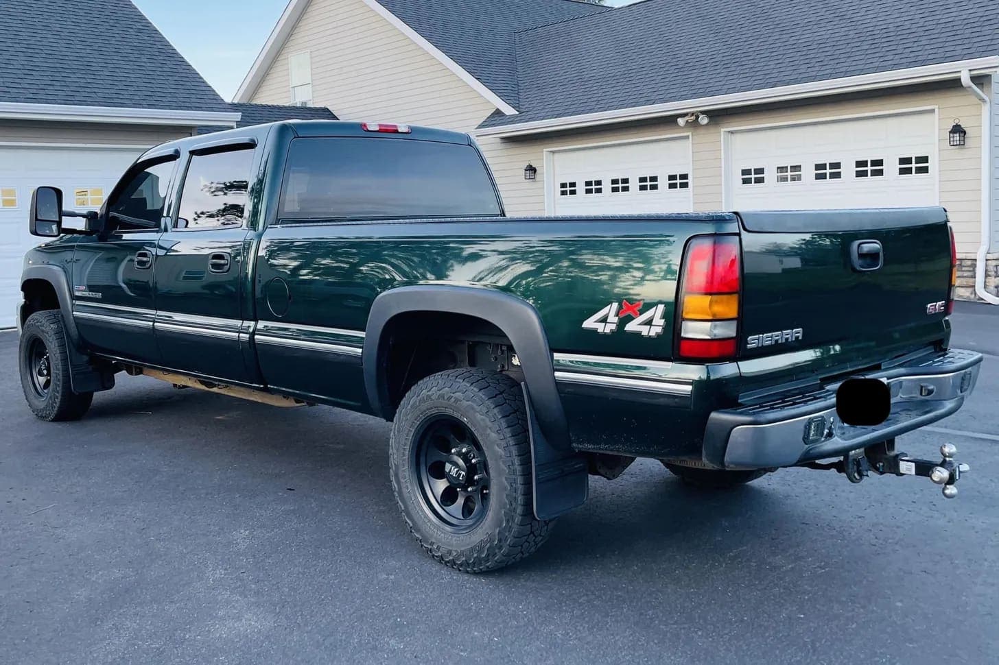 2005 GMC Sierra 2500 HD, view