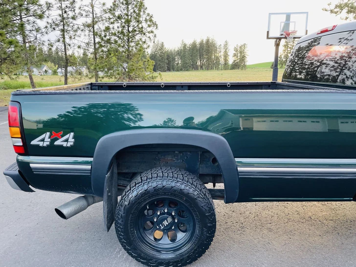 2005 GMC Sierra 2500 HD, view