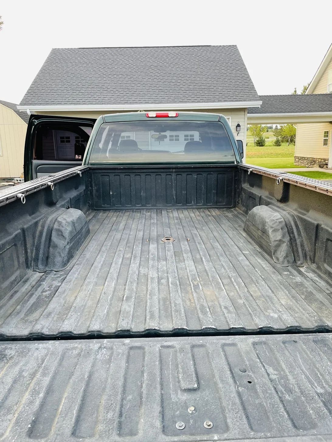 2005 GMC Sierra 2500 HD, view