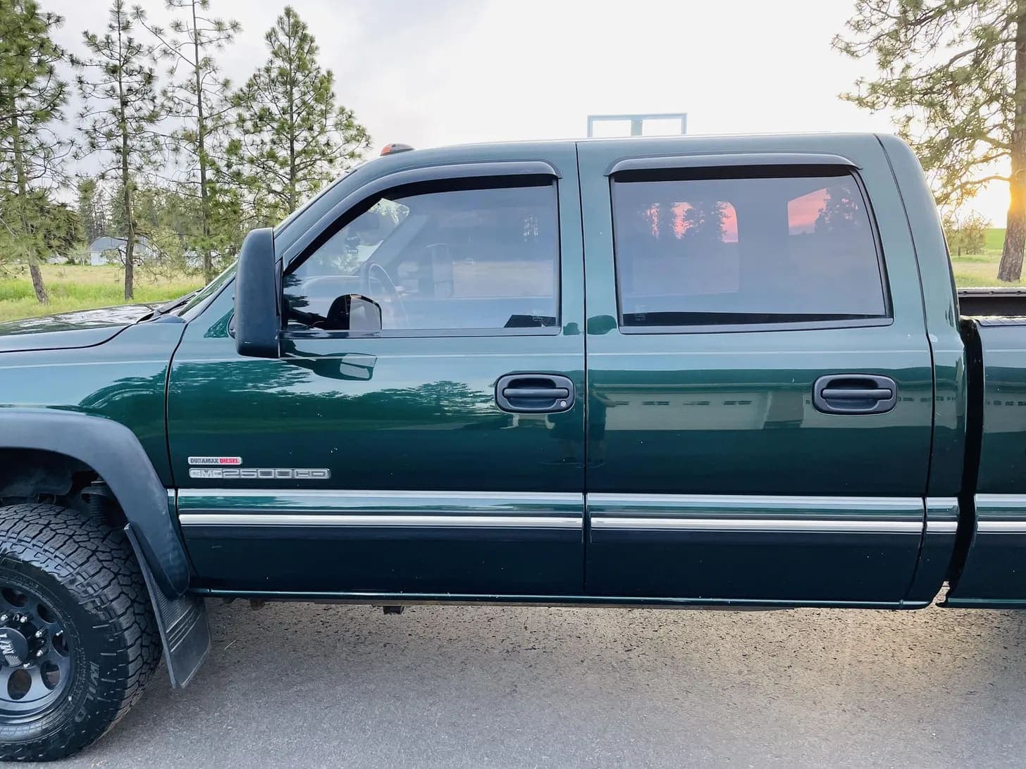 2005 GMC Sierra 2500 HD, view