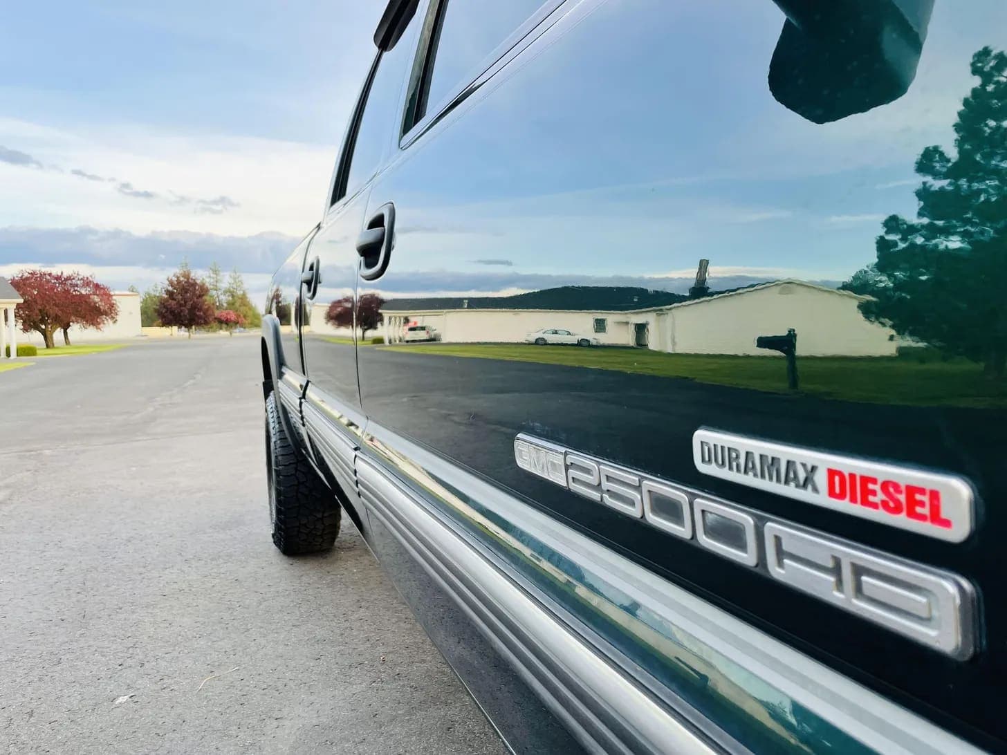 2005 GMC Sierra 2500 HD, view